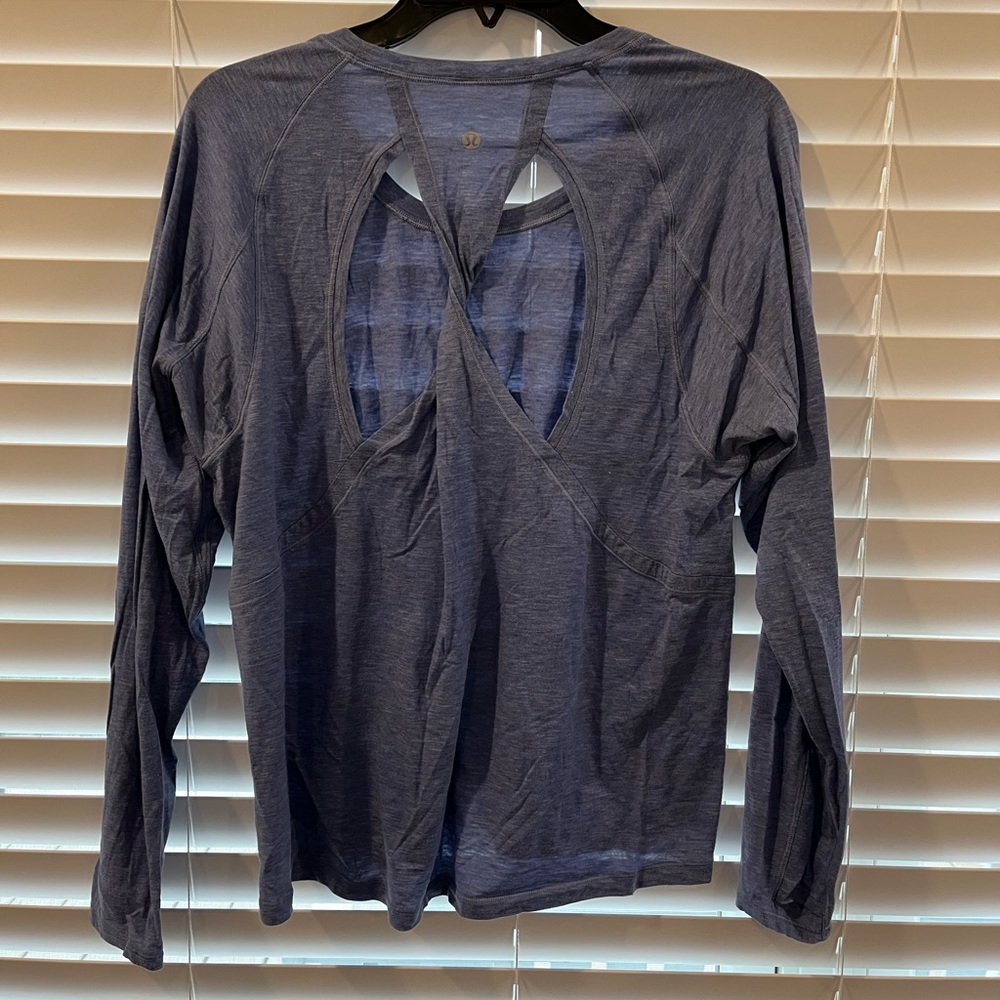 Lulu lemon long sleeve shirt. Size 10